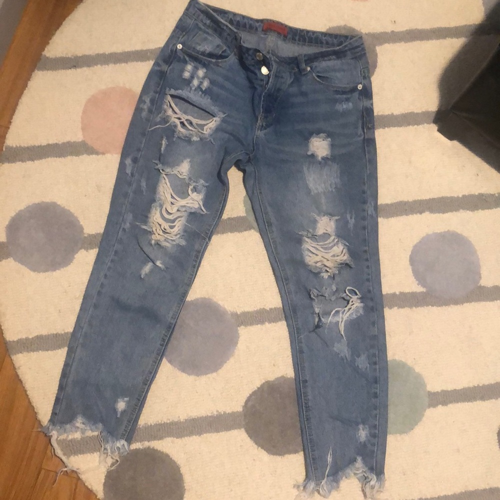 Distressed mid rise cute denim jeans